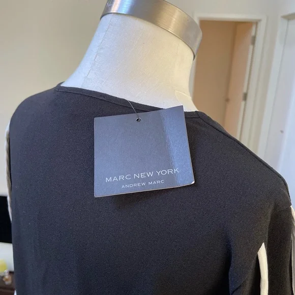 NWT! MARC NEW YORK V Neck Blouse Top Black W/ White Stripe Flared Sleeve - Picture 4 of 10